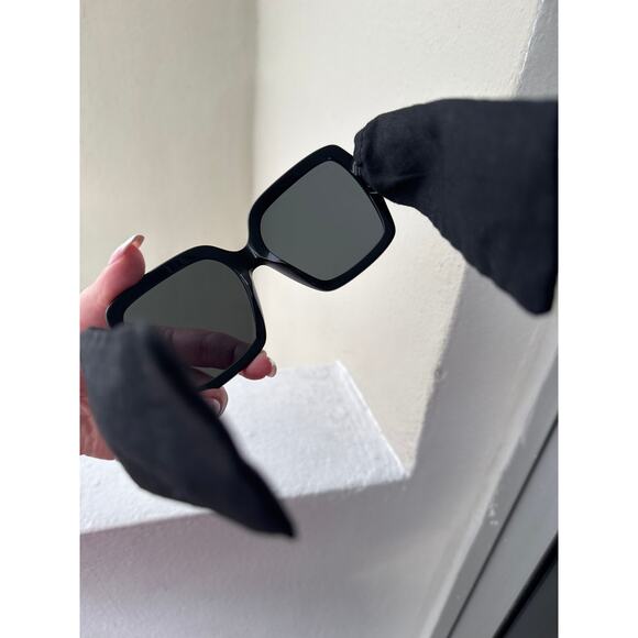 Chanel 5479 501/S4 Sunglasses Polished Black/Gray Lens w/ Gold Heart CC Logo - Picture 11 of 15